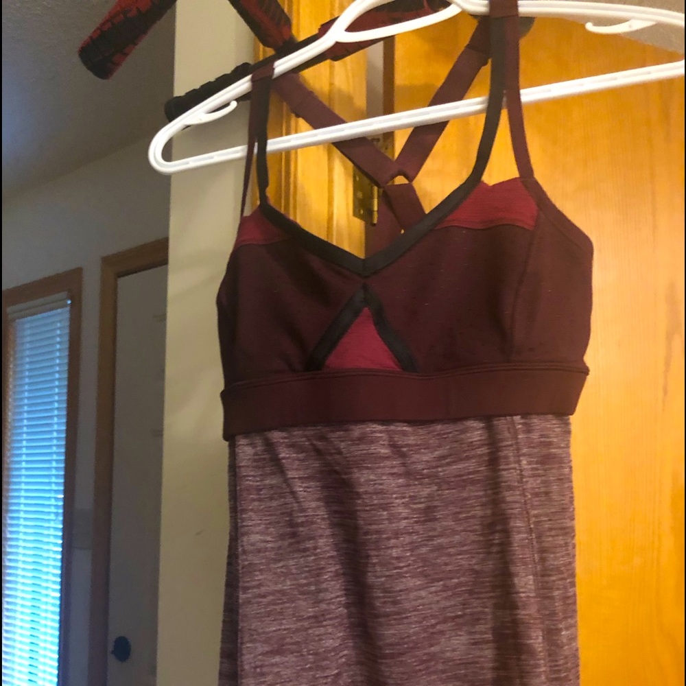 Lulu lemon top